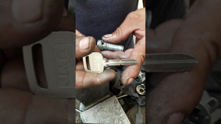 Cómo hacer copia de llave de coche sin llave