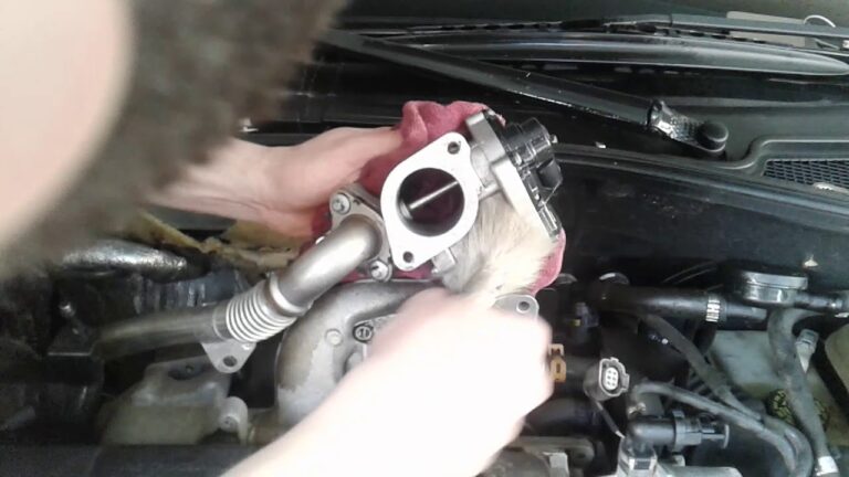 Cómo limpiar válvula EGR Renault Laguna 1.9 DCI