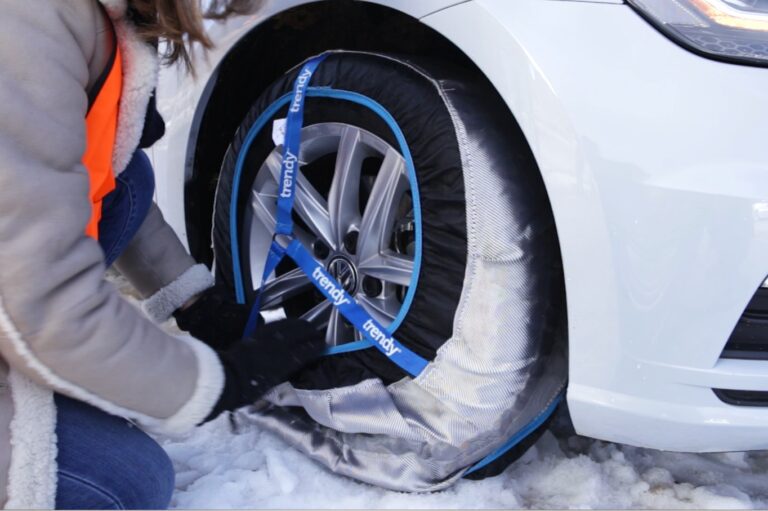 ¿Qué es mejor cadenas o fundas para la nieve?