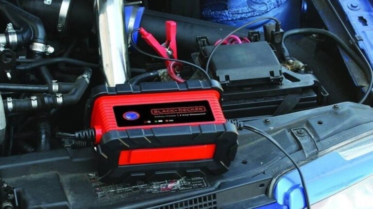 ¿Se puede arrancar un coche con un cargador de baterías?